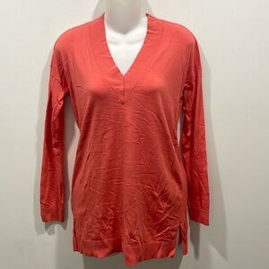 Ann Taylor coral v-neck sweater size x-small